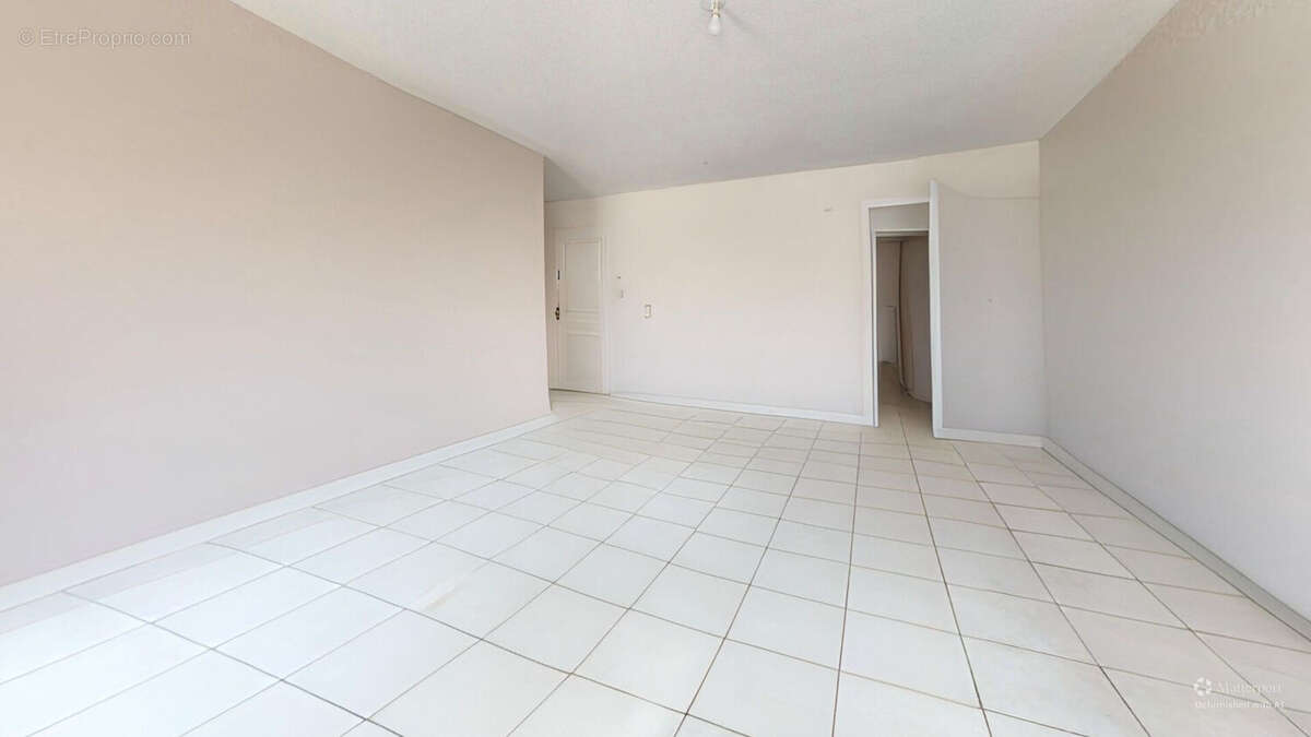 NOUVEAUTE APPARTEMENT T4 avec Terrasse à côté de Neyrpic - photo 9