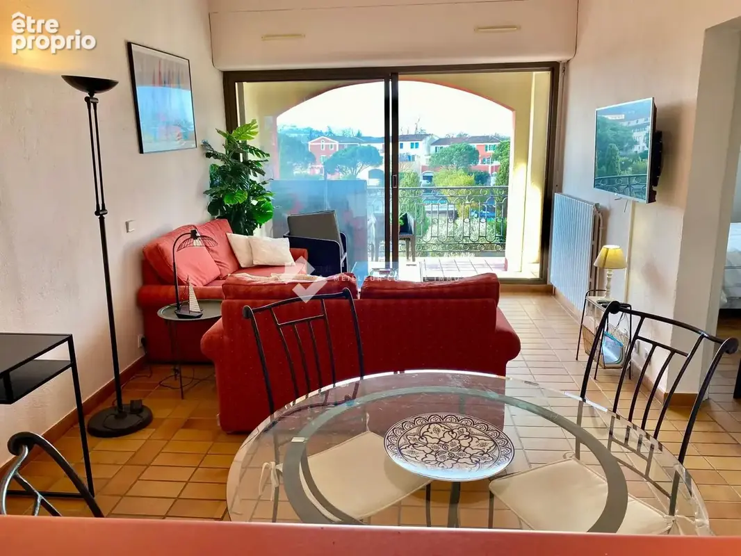 Appartement 3 pièces 47 m² à vendre à Grimaud (83310) - photo 3