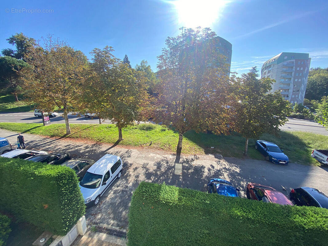 Appartement à BILLERE