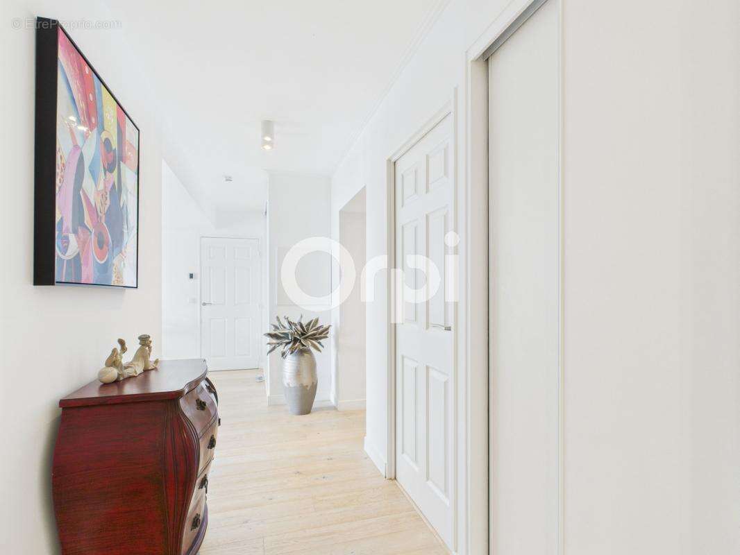 Appartement à MANDELIEU-LA-NAPOULE