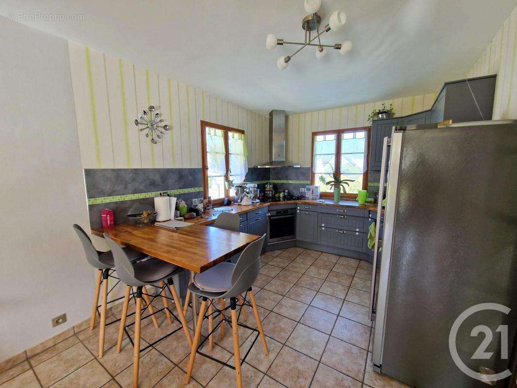 Maison à PONT-SAINTE-MAXENCE