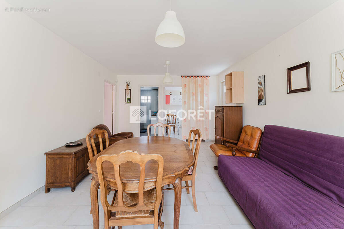 Semi plain pied 223.5 m2, 6ch, jardin, garage, dépendances - photo 7