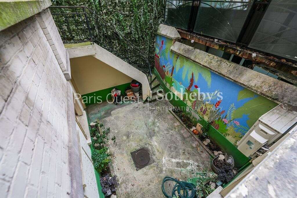 Maison à NEUILLY-SUR-SEINE