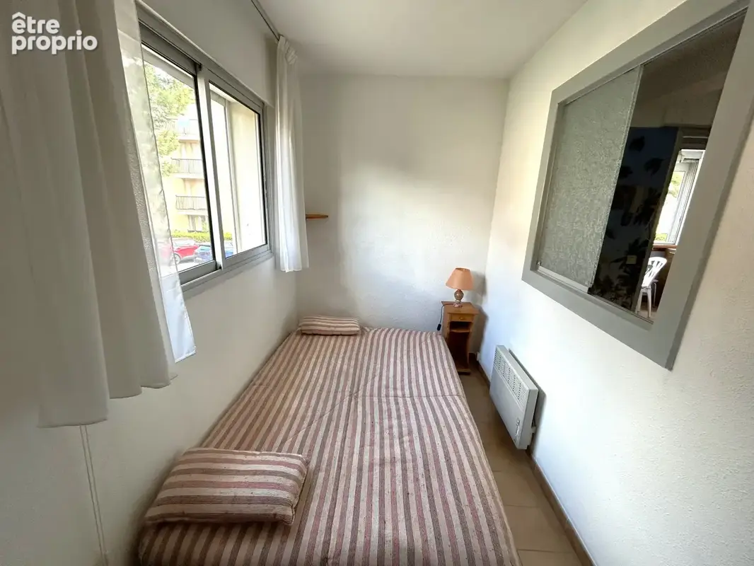 Appartement trois pièces dans une petite résidence proche des plages. - photo 10