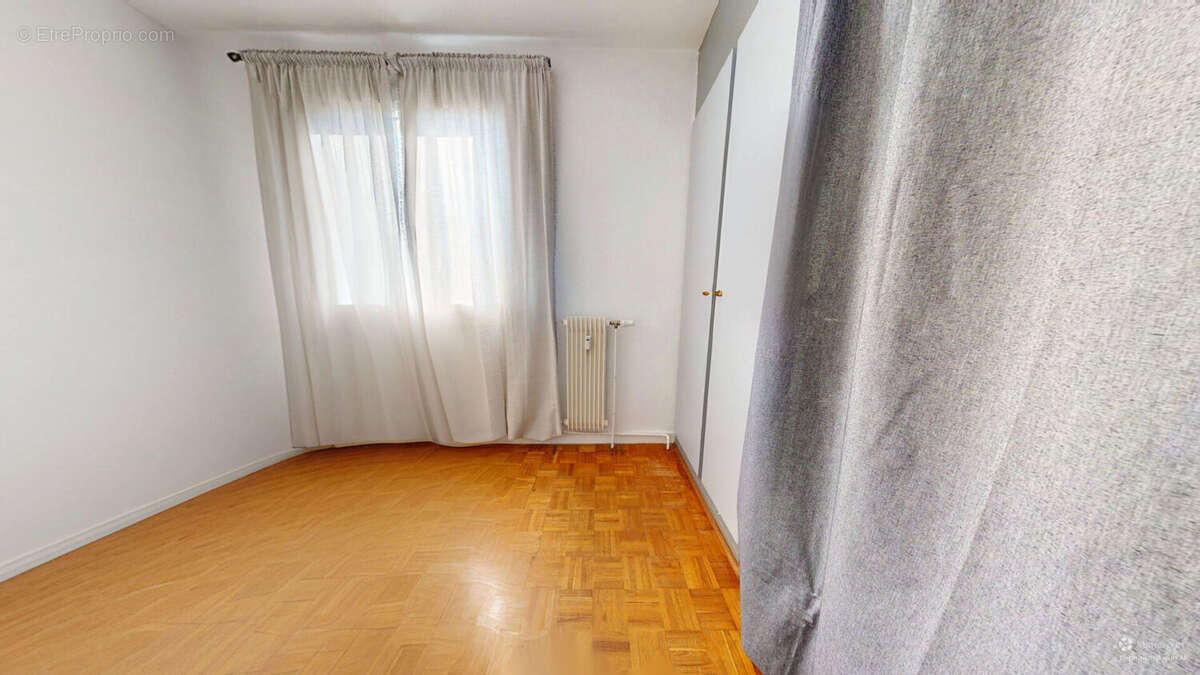 Appartement 3 pièces de 68,21 m2 secteur Palais des Sports - photo 7