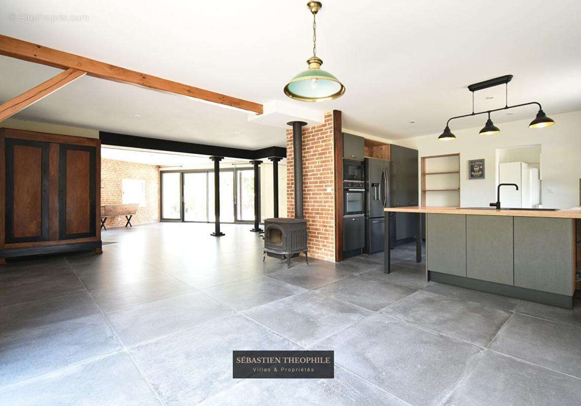 Maison moderne T5, 4 chambres proche Challans 140 m2 - photo 4