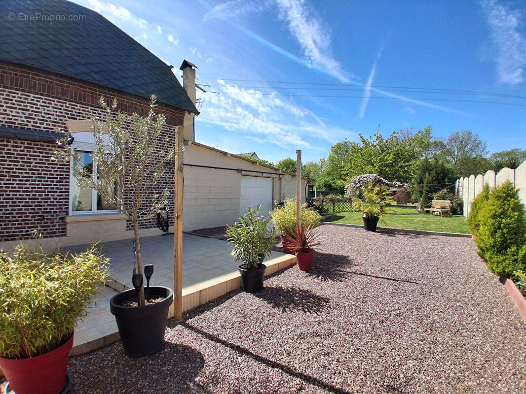 Maison à MIRAUMONT