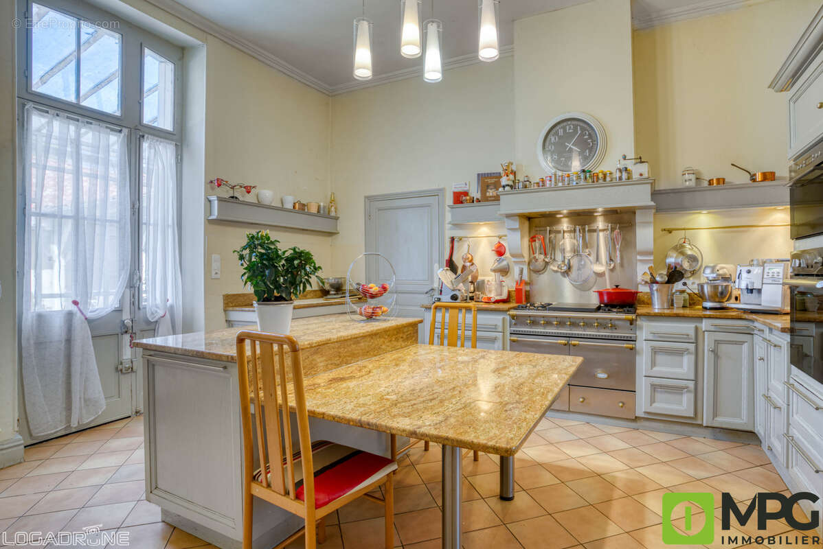 Maison à VILLENEUVE-SUR-LOT