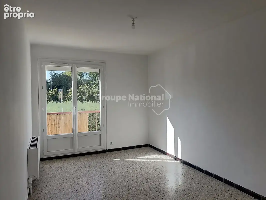 Rognac, Appartement de type 3 avec cave privative - photo 7