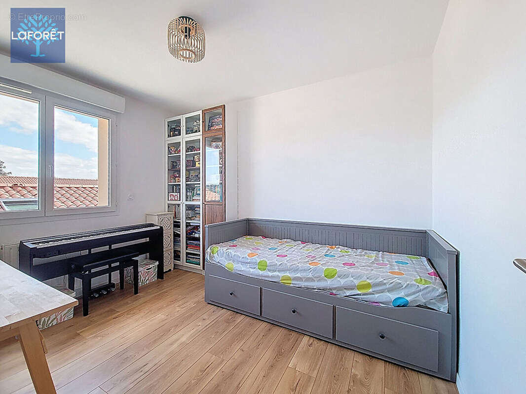 Appartement à CHARLY