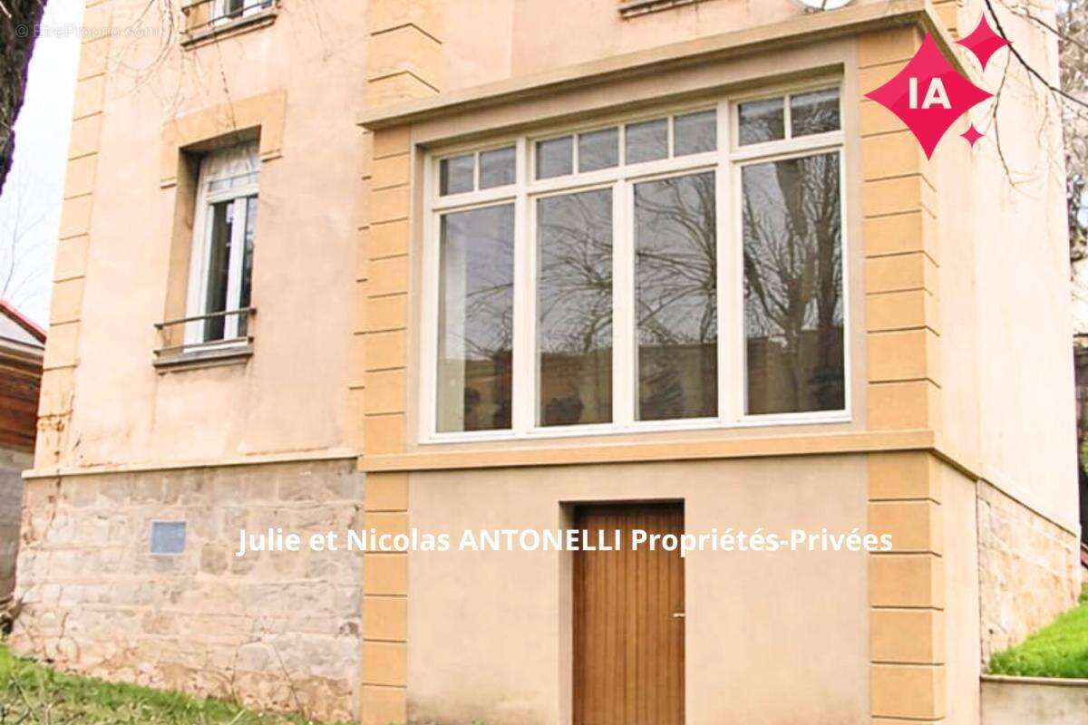 Maison à LA FOUILLOUSE
