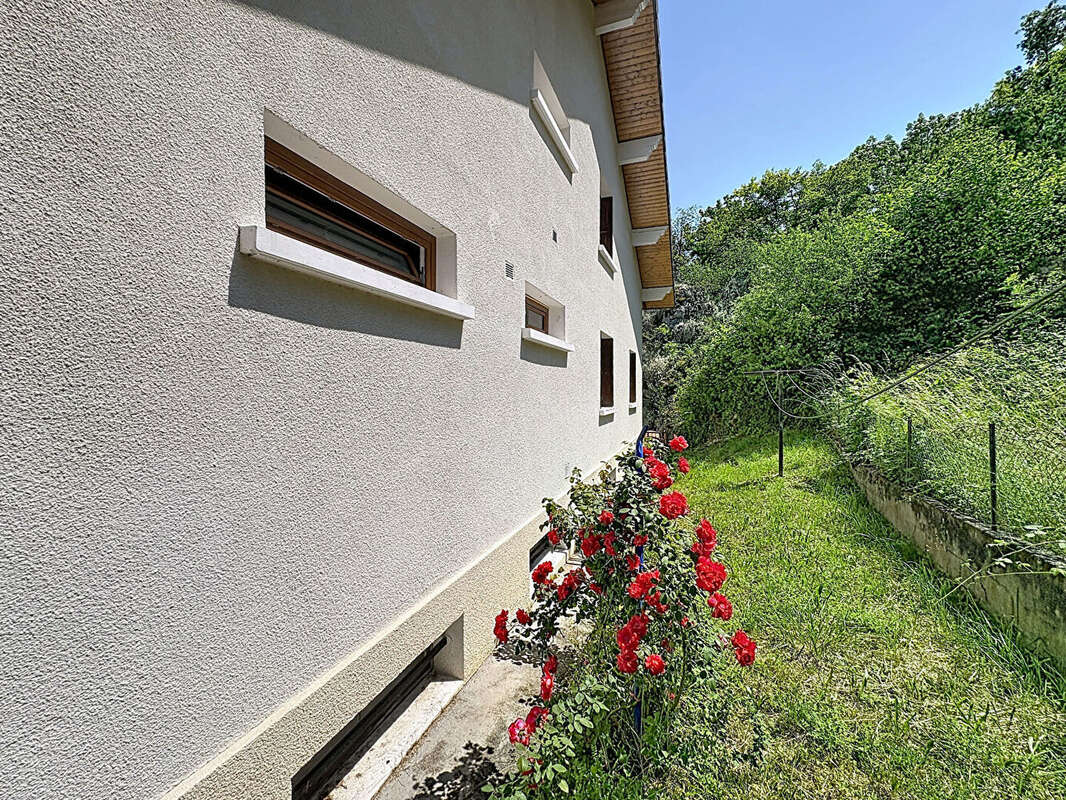Appartement à AMANCY