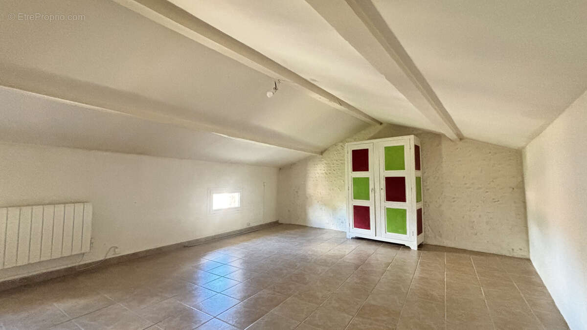 Appartement à LE PONTET