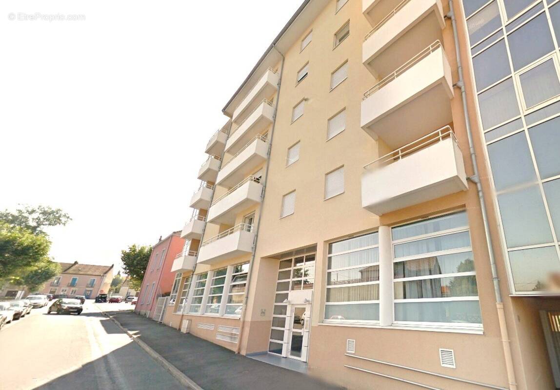 Appartement à MONTCEAU-LES-MINES
