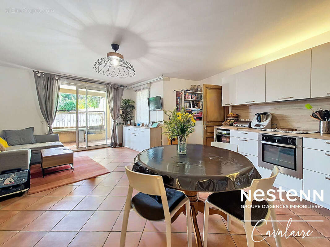 Appartement à LA CROIX-VALMER