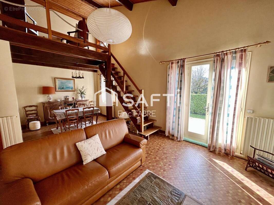 Maison 99 m² à Aussillon  - photo 3