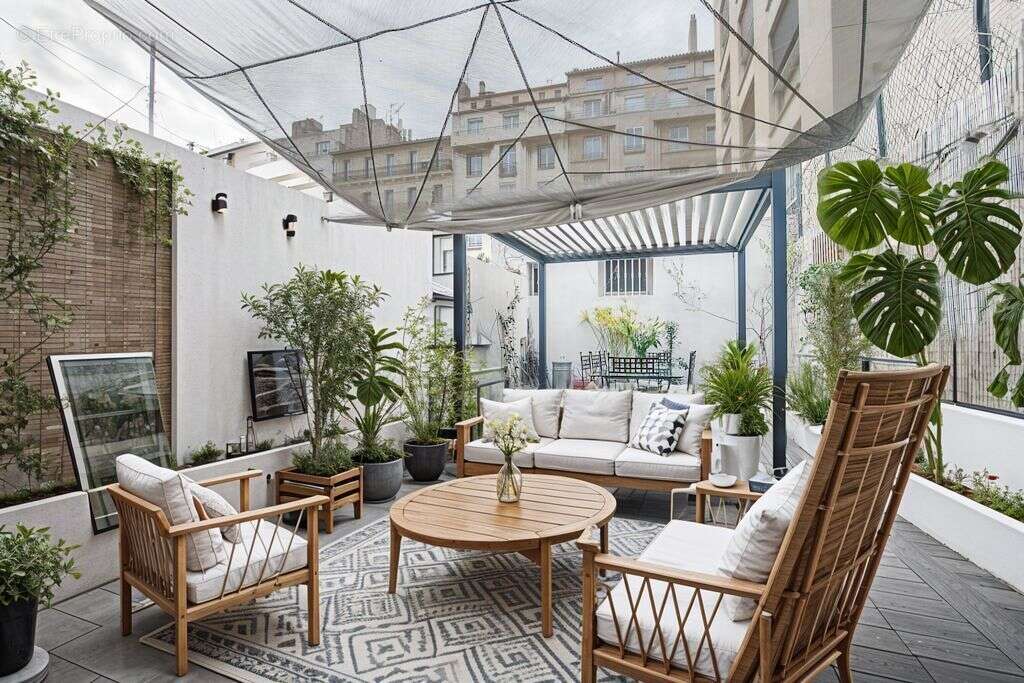 Appartement à MARSEILLE-8E