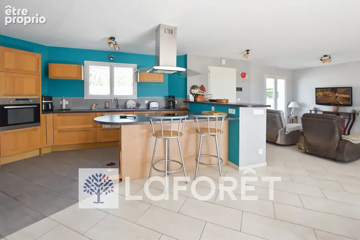 Maison  plain-pied  de 2015  à GEMOZAC (17260) 4 pièce(s) 103 m2 - photo 15