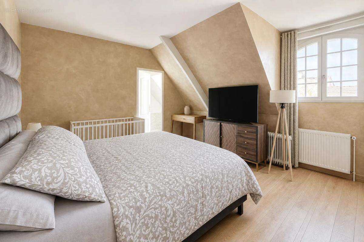 Maison à BEAUCHAMP