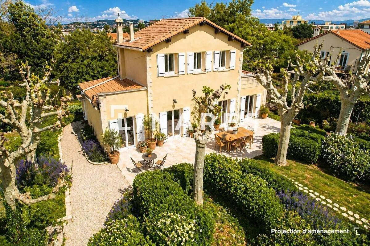 Maison à MARSEILLE-8E