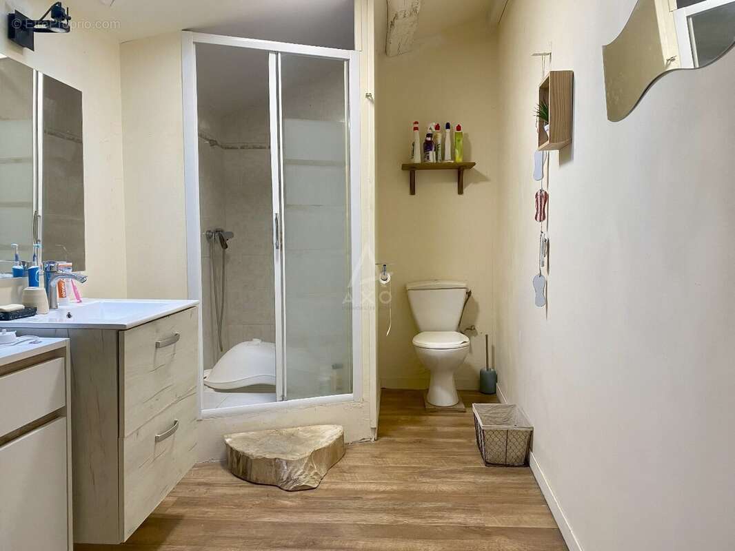 Maison à BRIZAMBOURG