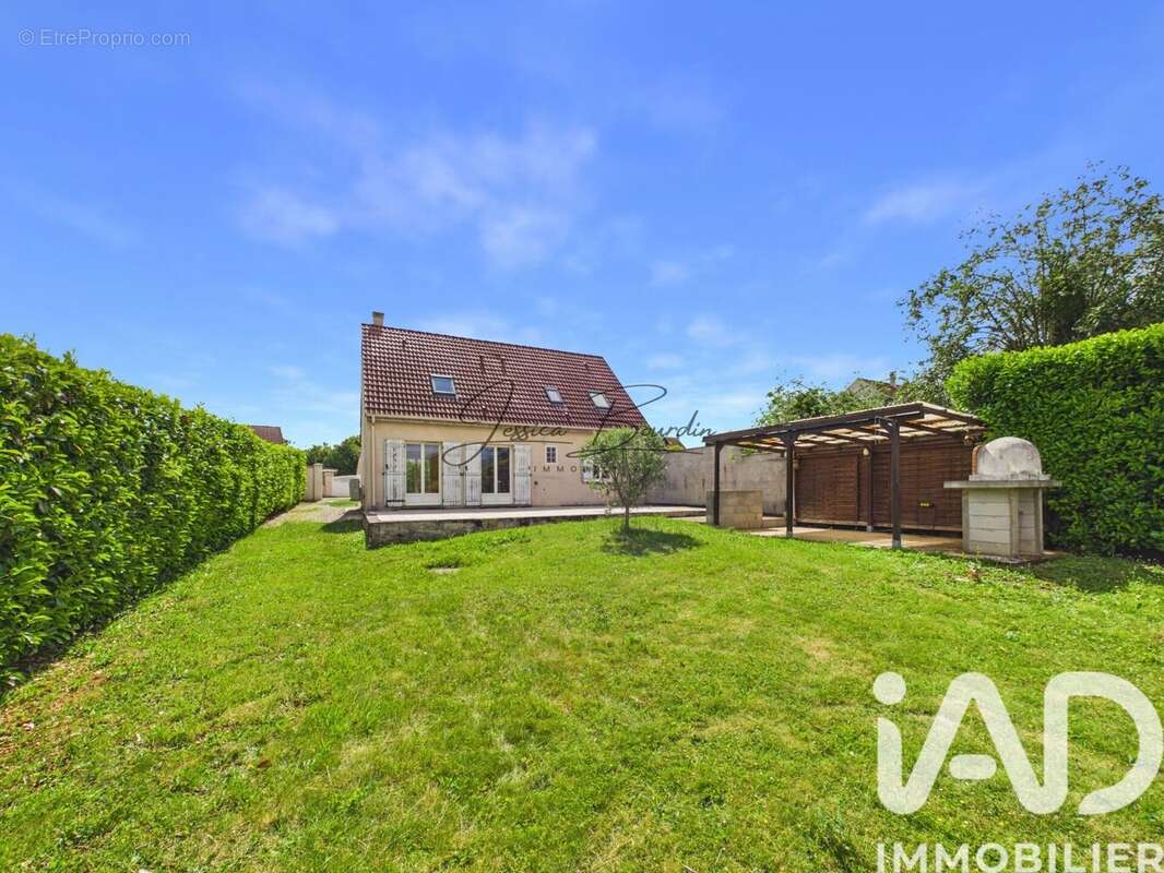 Maison 120 m² à Villeblevin  - photo 2