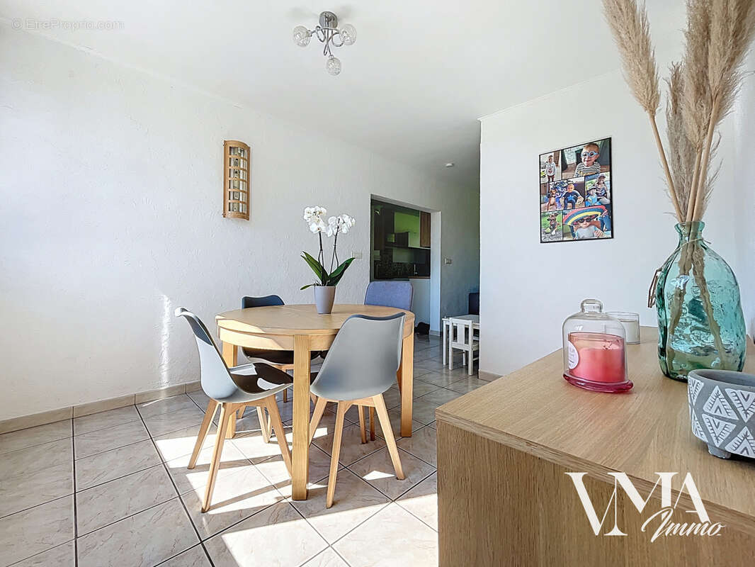 Appartement à CHAMPAGNE-AU-MONT-D'OR