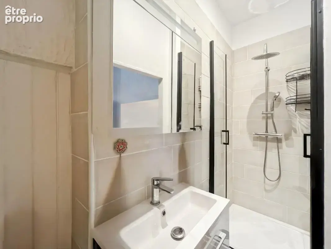 Maison de village pleine de charme - 3 chambres - photo 11