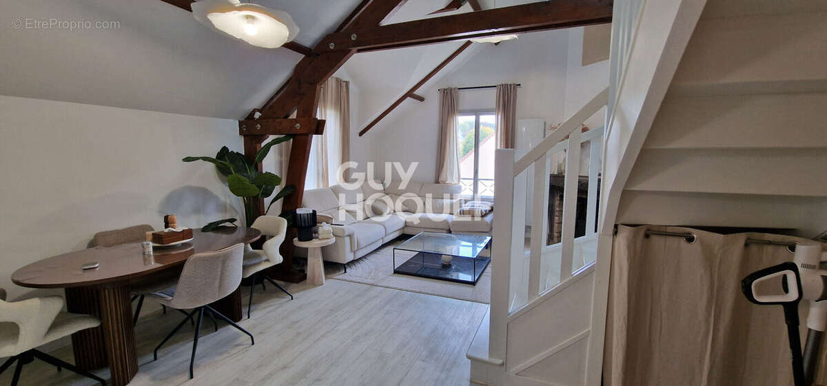 Appartement à SOISY-SUR-SEINE