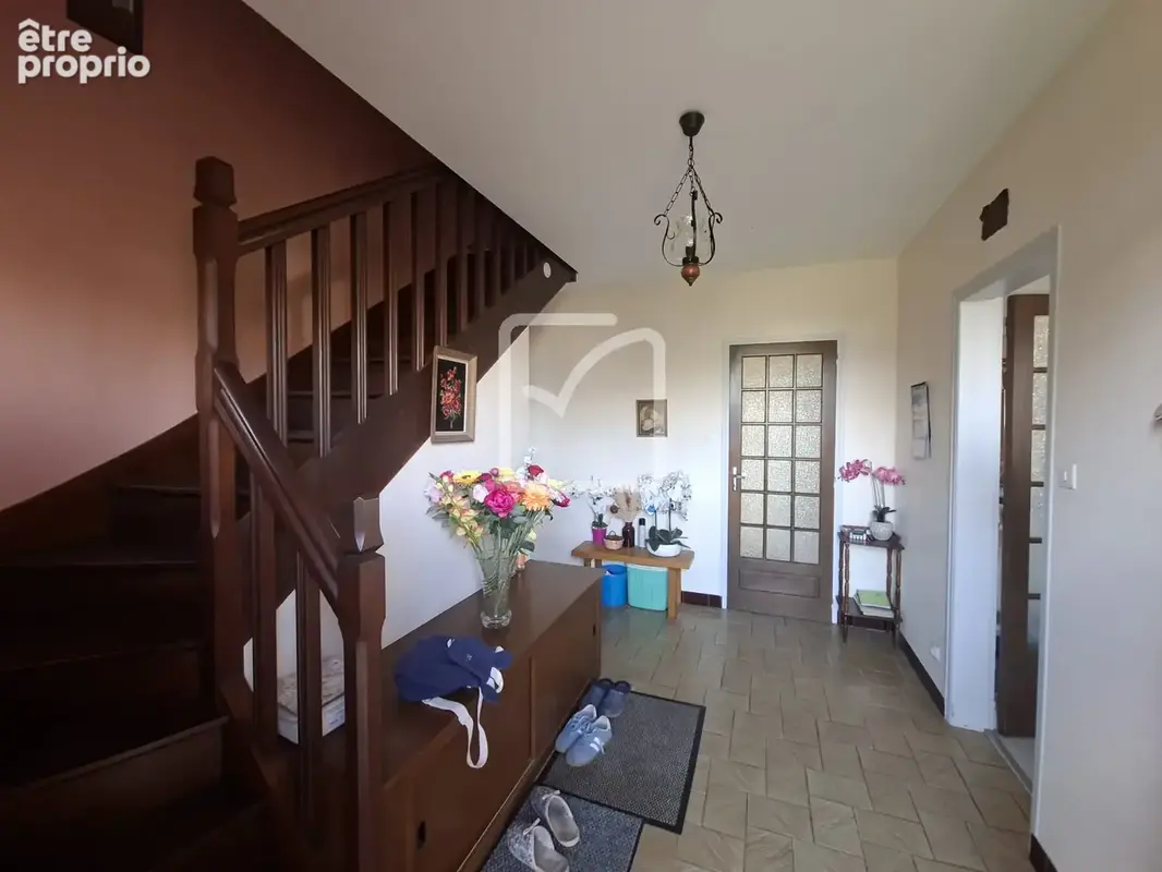 Corps de Ferme et sa maison individuelle de 5 chambres GUILLIERS - photo 4