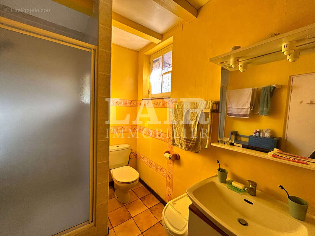 Maison à LA LANDE-DE-GOULT