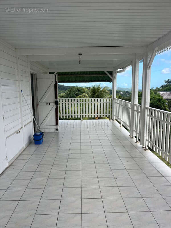 Maison à SAINT-JOSEPH