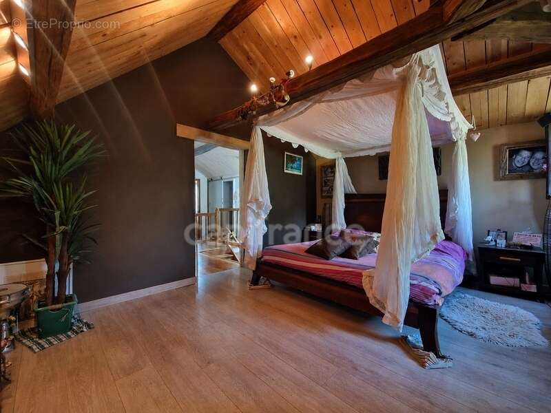 Maison à BERULLE