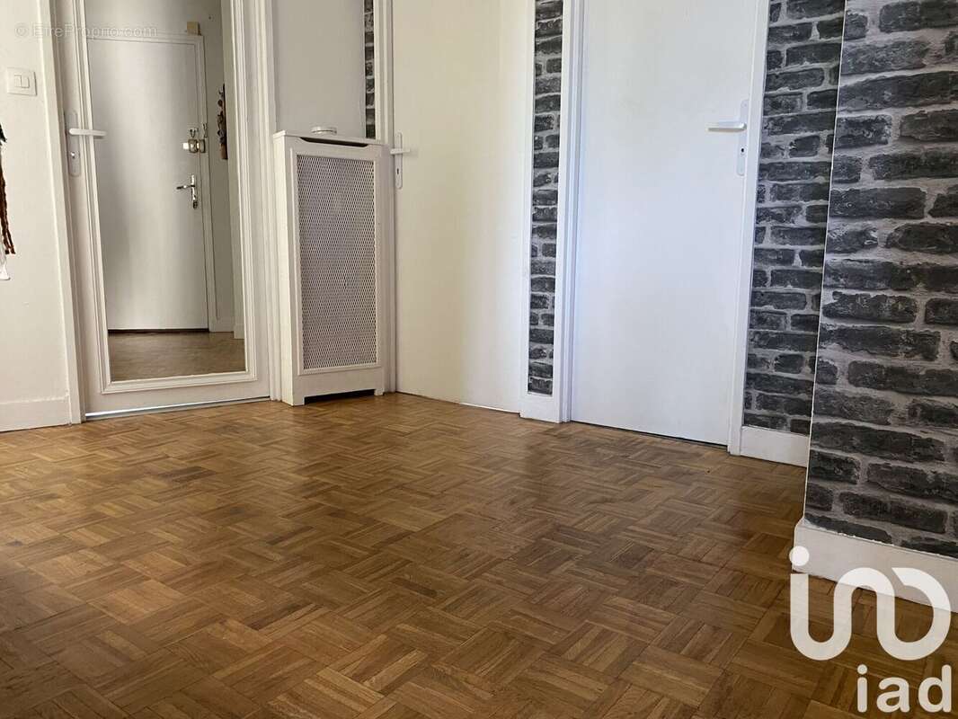 Photo 7 - Appartement à COMPIEGNE