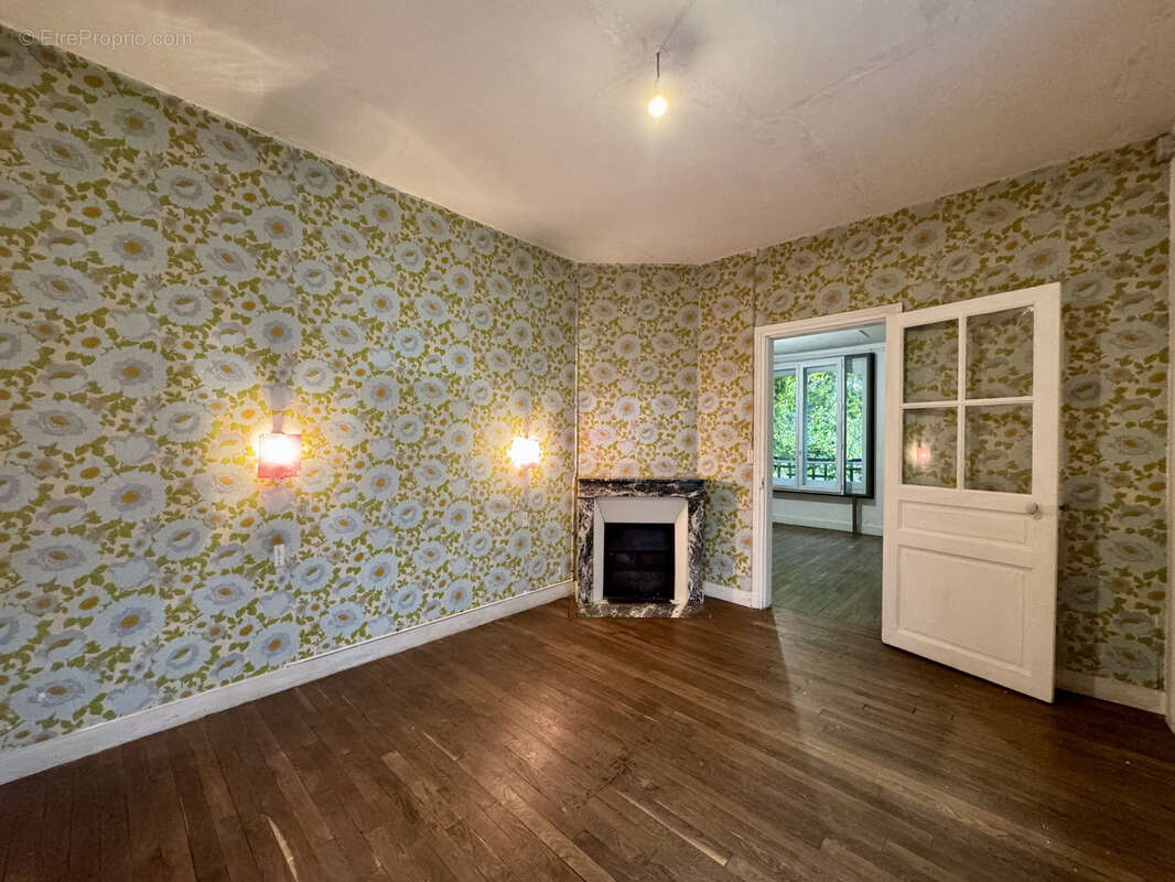 Maison à COULOMMIERS