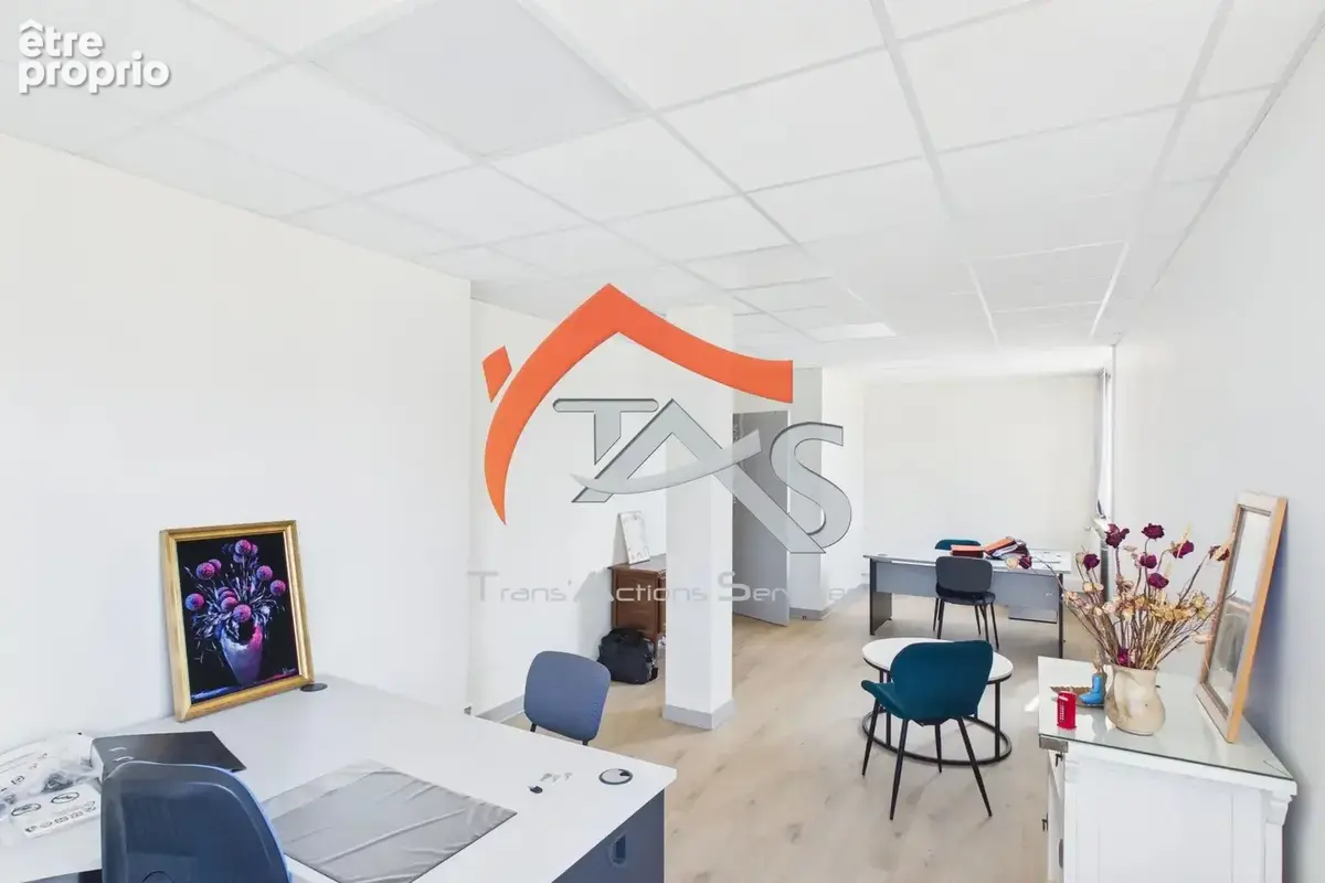 Vente Bureau-local Saint-priest-en-jarez(42270) 269 000ï¿œ - photo 3