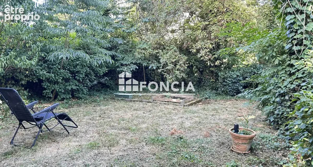 Périgueux – maison avec deux appartements indépendants, garage et jardin - photo 8