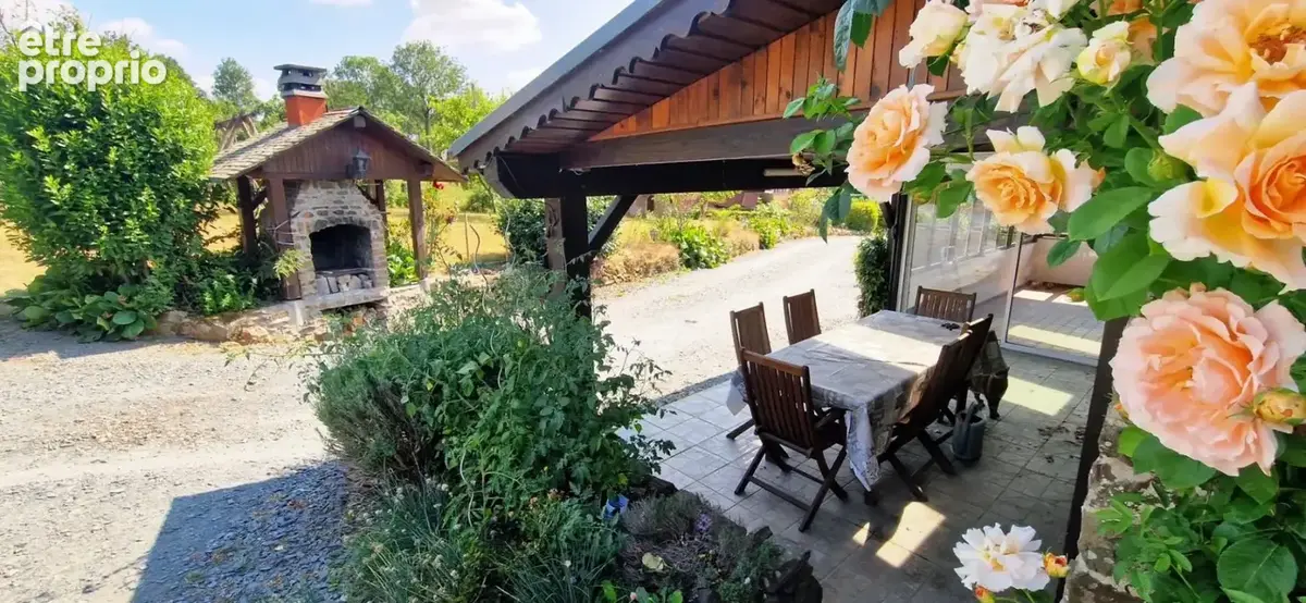  Coup de cœur à la campagne – Belle maison familiale 6 pièces de 140 m² avec véranda chauffée, dépendances, garages et jardin - photo 2
