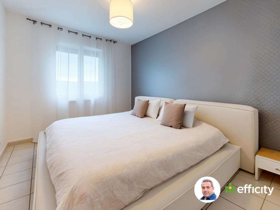 Maison à CHATILLON-SUR-CHALARONNE