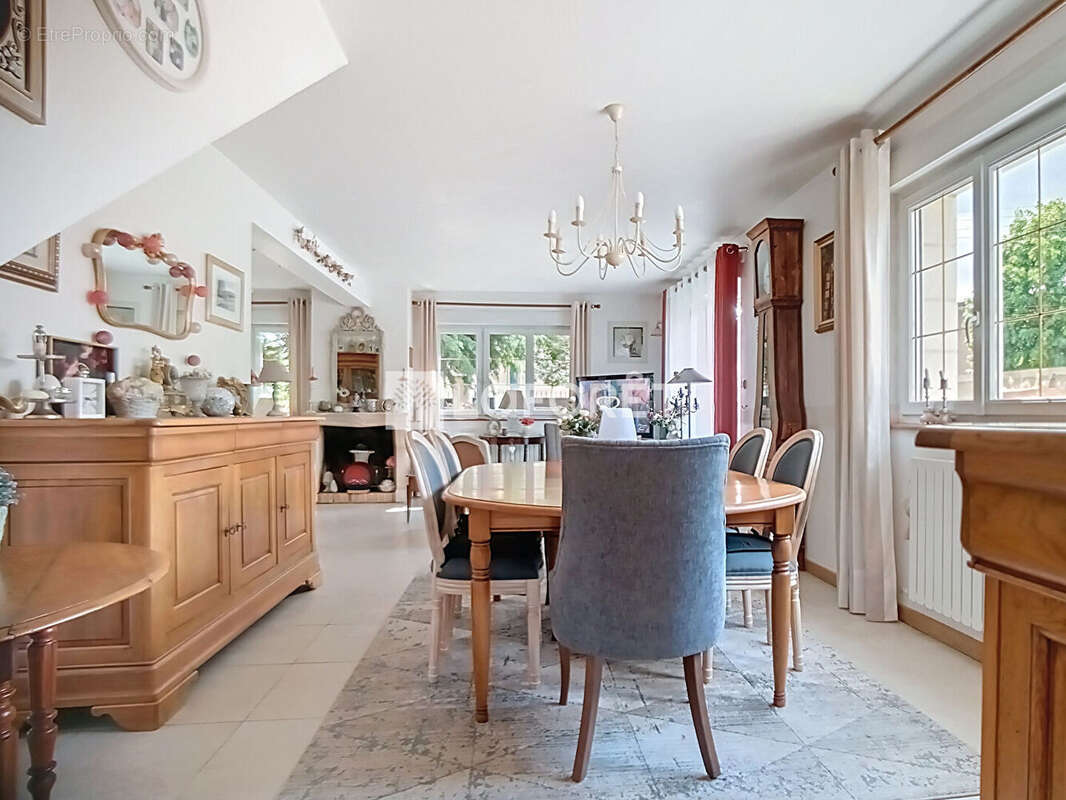 Maison à CAUDEBEC-LES-ELBEUF