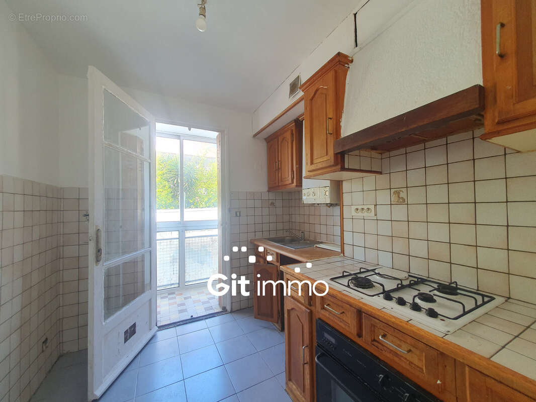 Appartement à MARSEILLE-9E