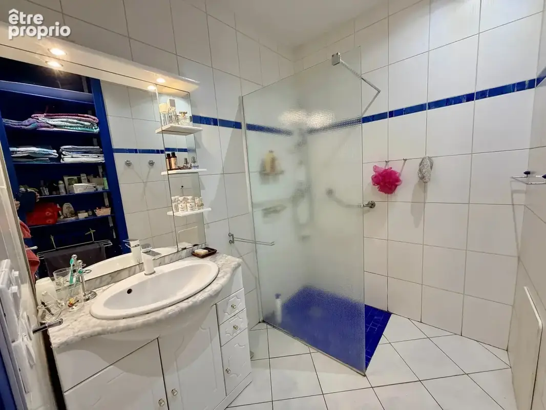 Jolie maison PENTAGONE plain-pied 4 chambres - 111m² - terrain 426m² - photo 18