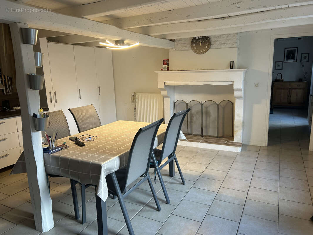 Maison à BOUILLE-COURDAULT