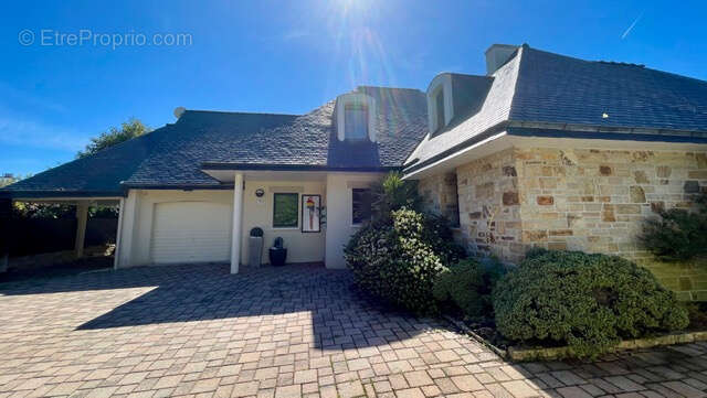 **À vendre : Maison d'exception à Saint-Évarzec** - photo 13