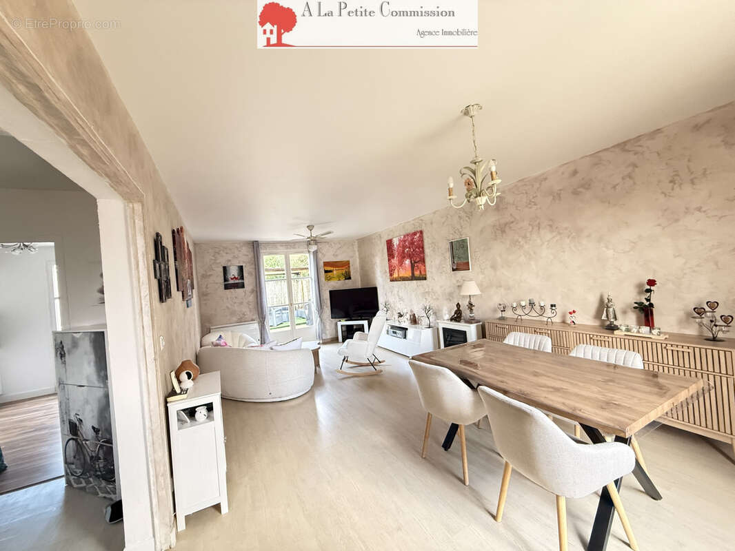 Maison à LUCE