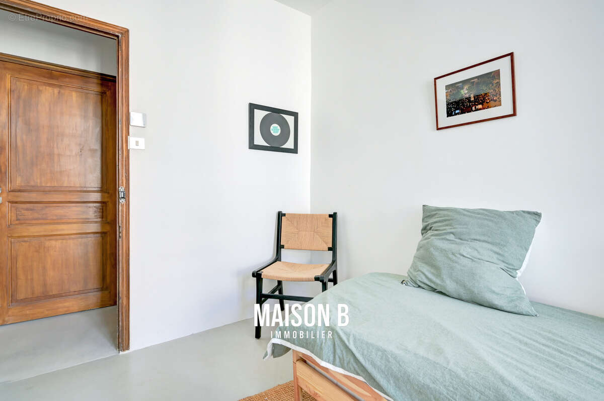 Appartement à MARSEILLE-6E