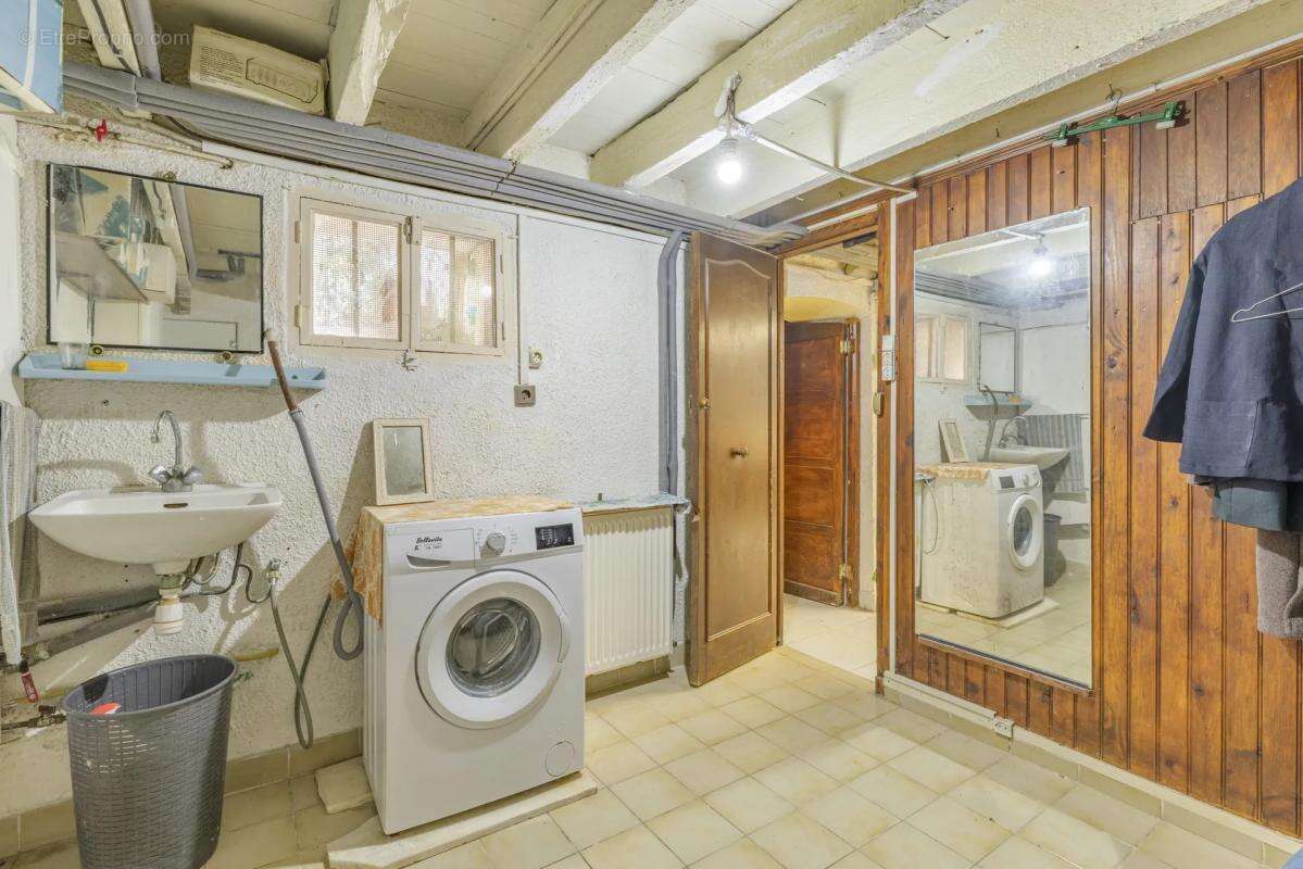 Maison à IVRY-SUR-SEINE