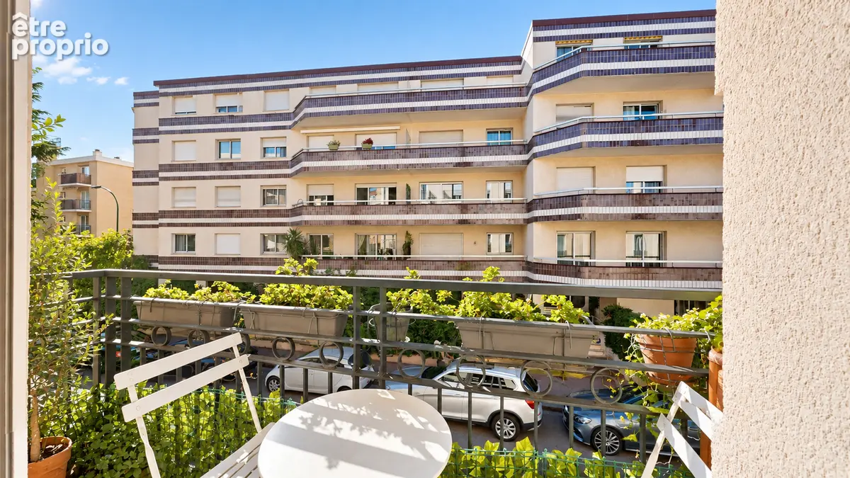 Le vésinet - belle pièce de vie, balcon & parking - résidence récente - photo 4