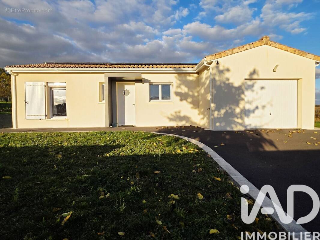 Photo 1 - Maison à ROUILLAC