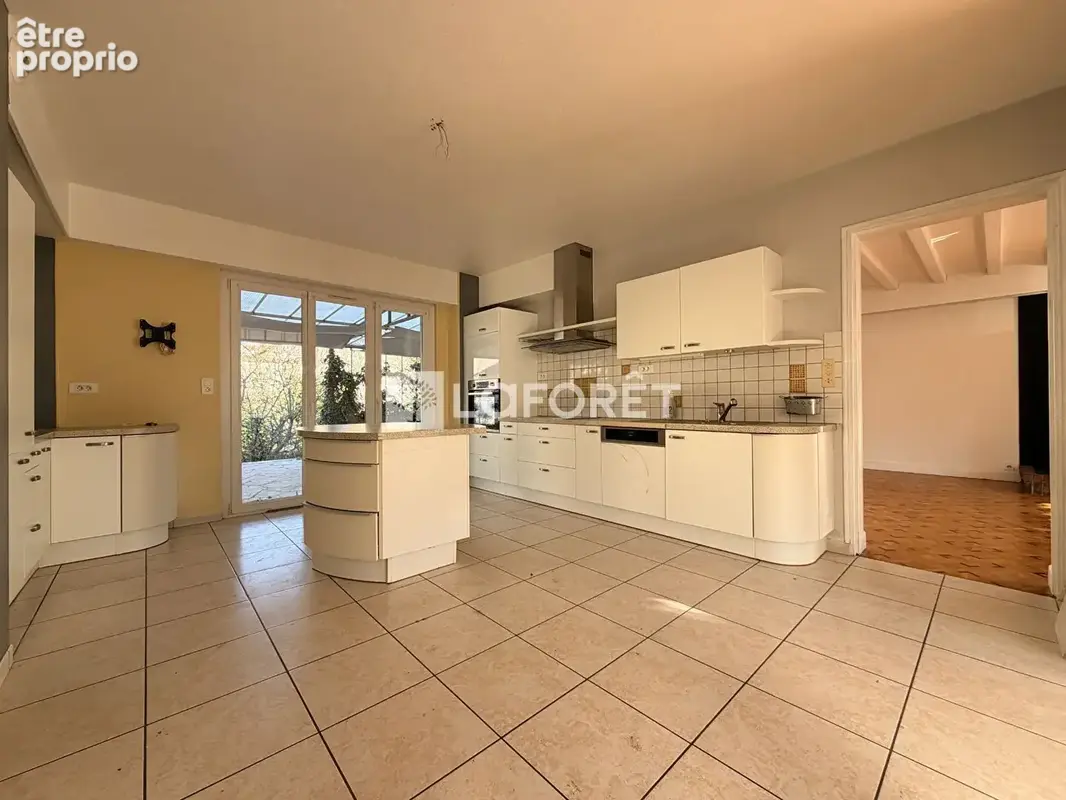 Maison type 8 centre ville - photo 2